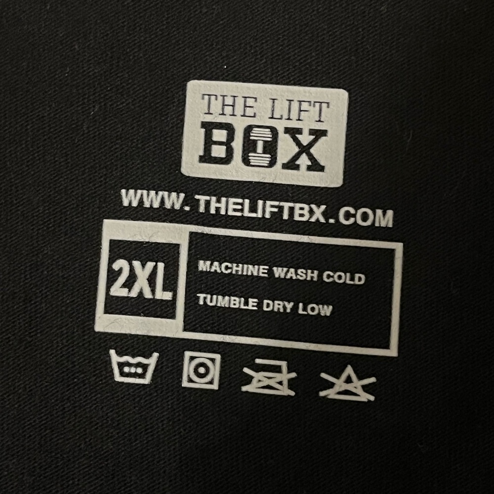 The Liftbox Embrace Discomfort Black Graphic Tank Top with Samurai Design,  2XL - Picture 5 of 7